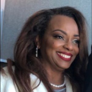 Meet your Posher, Elise